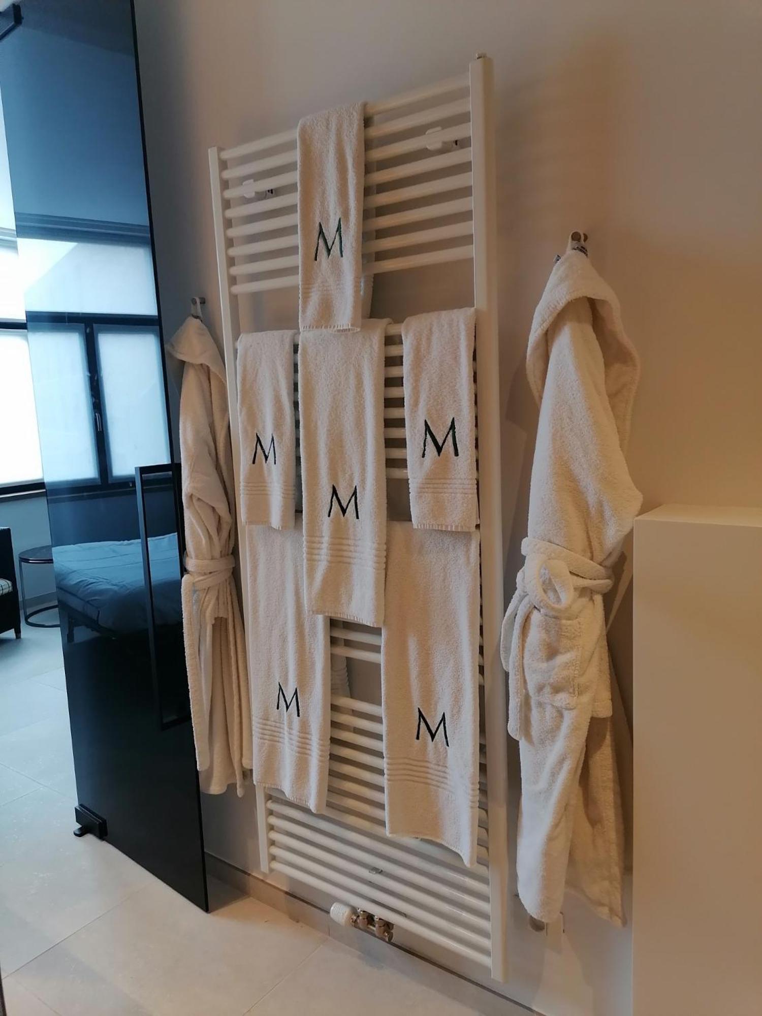 Messeyne Hotel 4*