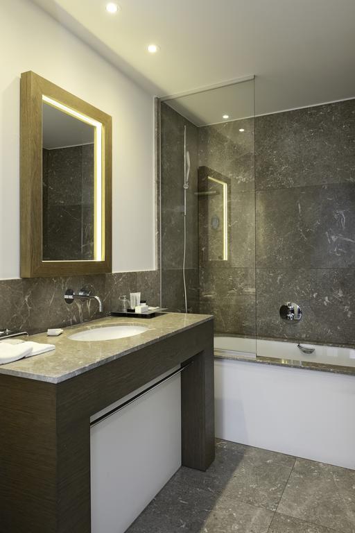 Hotel Messeyne 4*